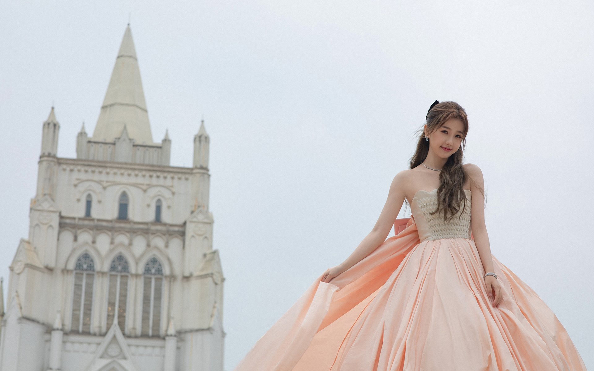 kaiyun中国官方网站-“球场秘诀：高手教你投篮技巧”，篮球怎样投篮更精准教学视频