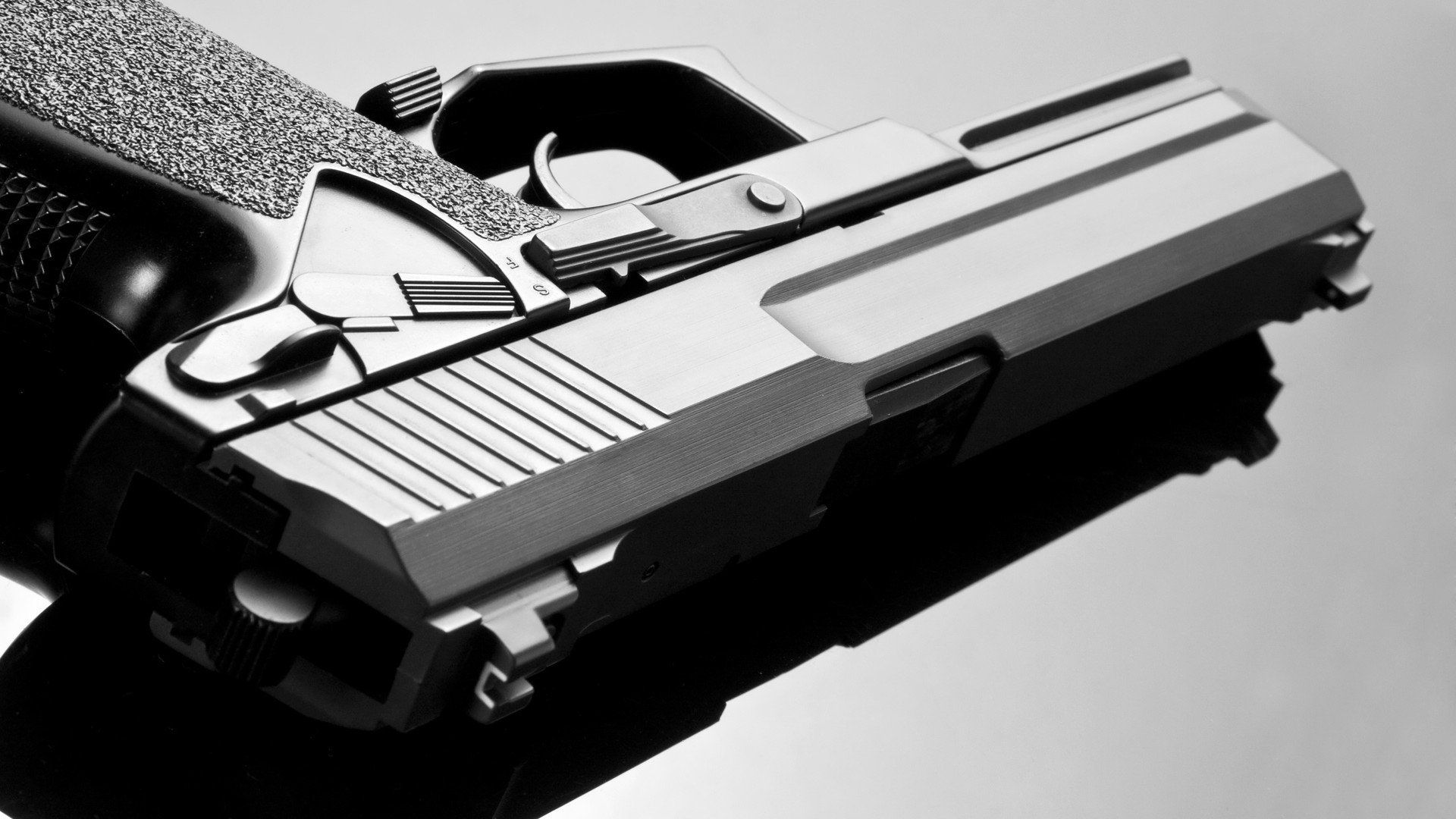 开云·体育官方网站入口-库兹马诺维奇在巴黎奥运会手球比赛中展现出强大的心理素质，库兹马首发